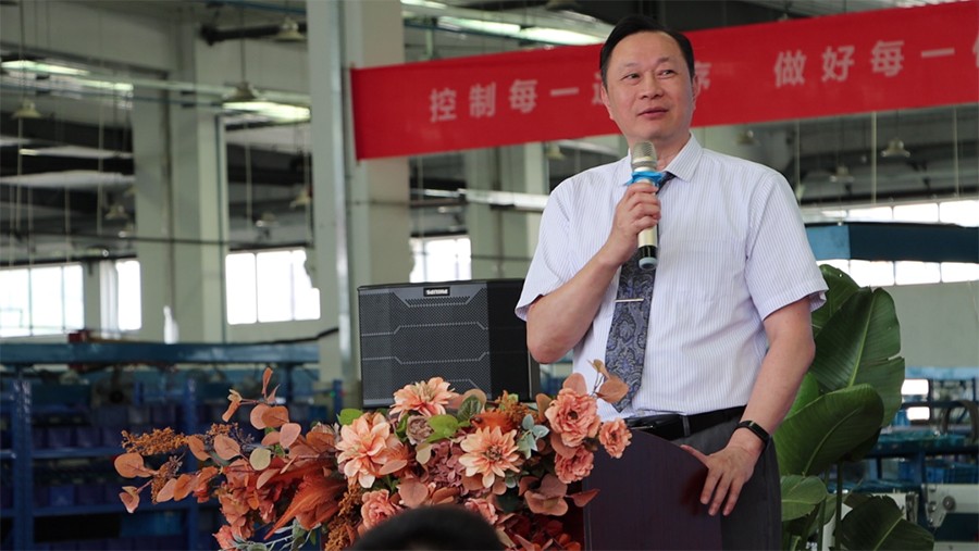 1697617945709678eviW.jpg 3.jpg